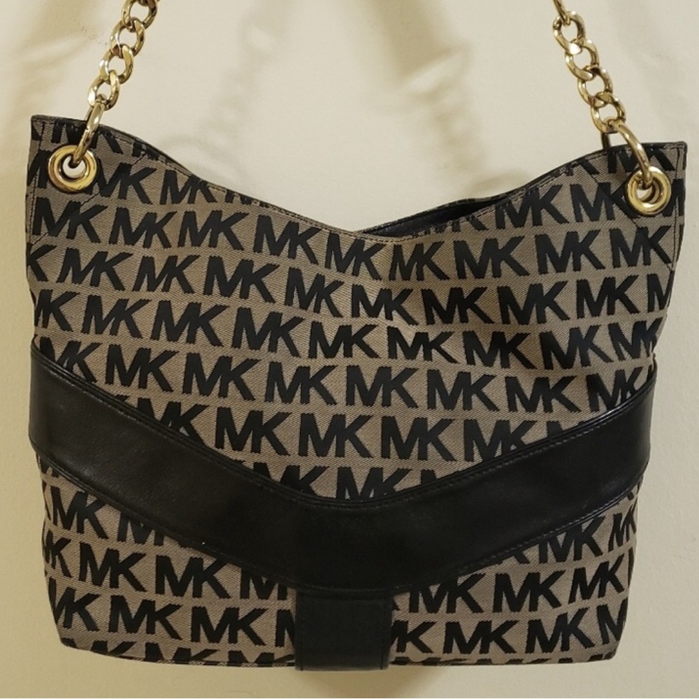 Michael Kors Signature ”Chained Jamesport”Black/Tan  jacquard canvas/Leather Bag - Picture 6 of 16
